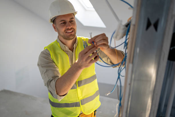 Best Emergency Electrical Repair  in Searingtown, NY